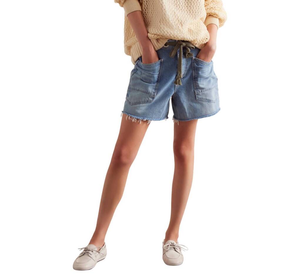 NEW FREE PEOPLE moxie shorts in blue